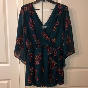 Bailey Blue Floral Romper - Sz M